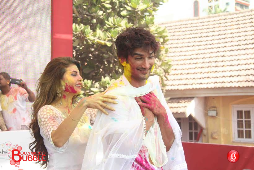 Bollywood celebs celebrating festival of Holi