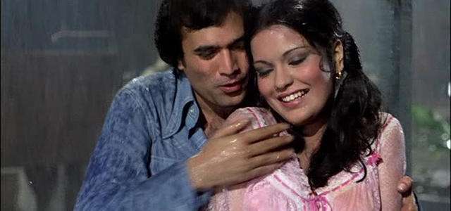 RAjesh Khanna and Zeenat Aman