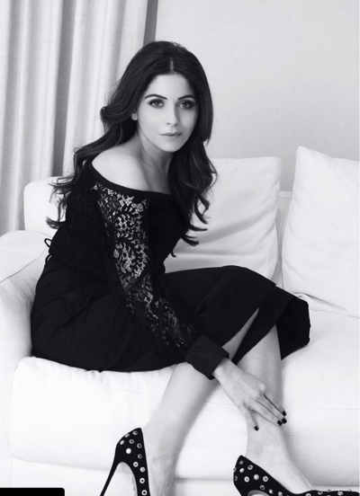 Bollywood singers who can outshine actresses