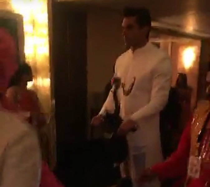 Karan Singh Grover's entry at his wedding