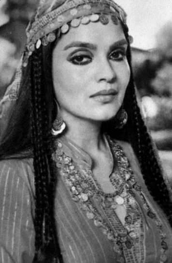 The eternal Bollywood beauty called Zeenat Aman