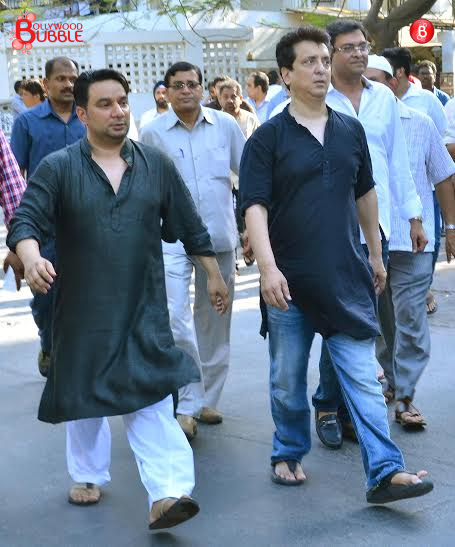 Bollywood celebs at funeral of Firoz Nadiadwala's mother