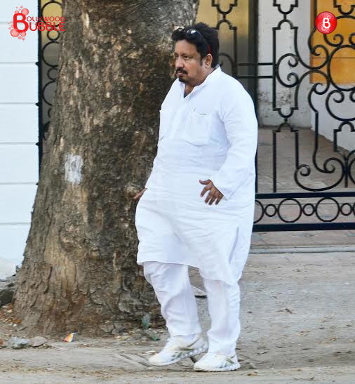 Bollywood celebs at funeral of Firoz Nadiadwala's mother