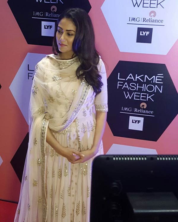Mira Rajput pregnant