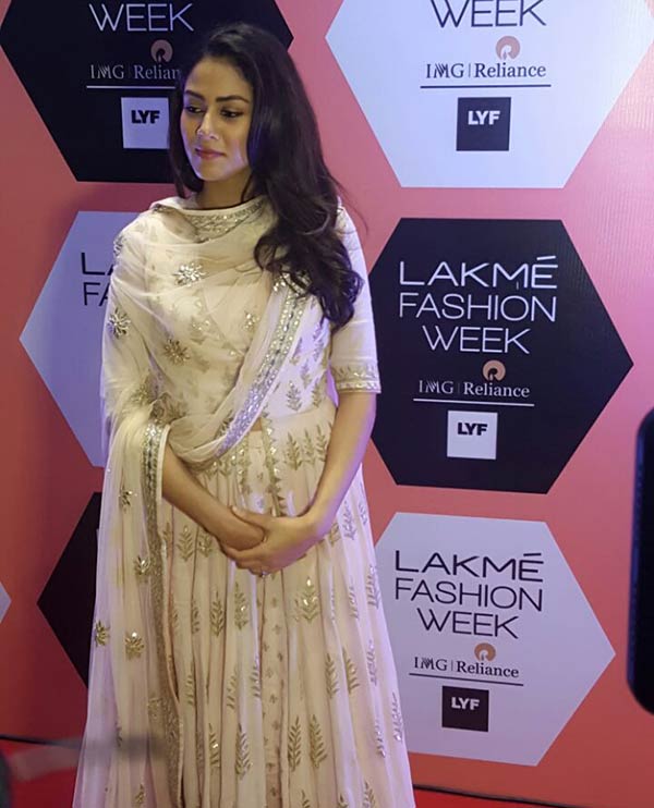 Mira Rajput pregnant