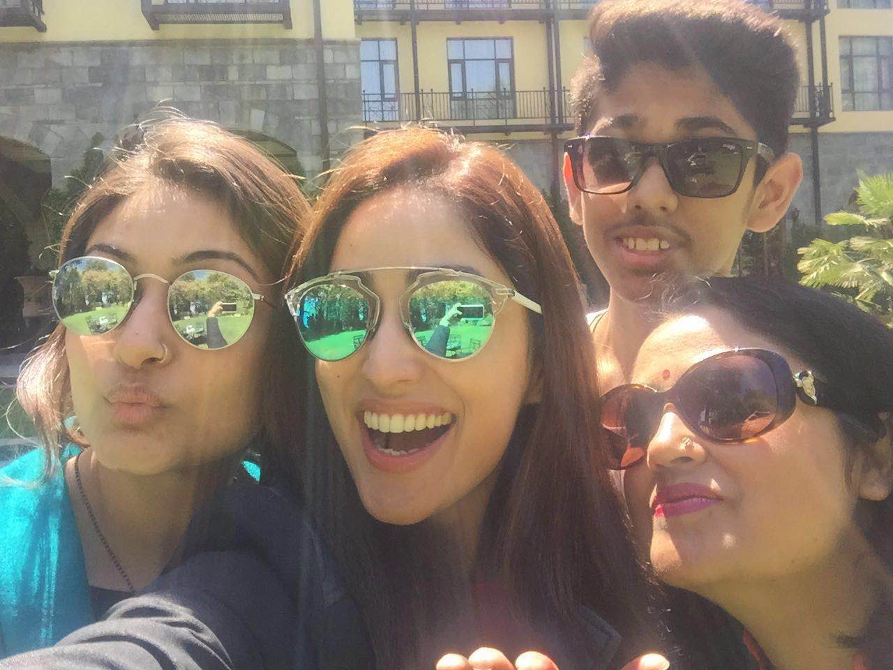 Yami Gautam with her family