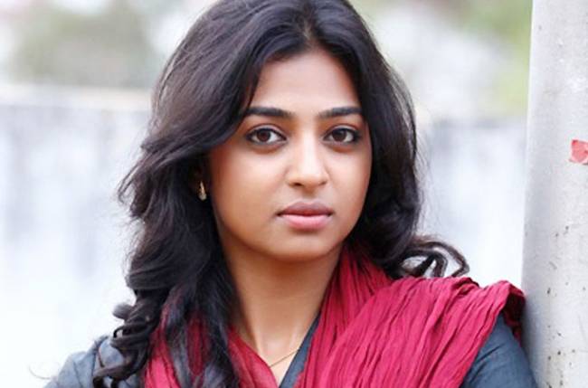 Radhika Apte might be the next one to call you and ask for help