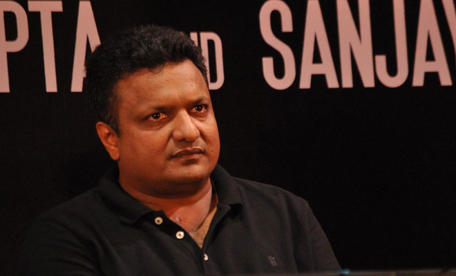 Filmmaker Sanjay Gupta accused of not clearing payments of 'Jazbaa' crew