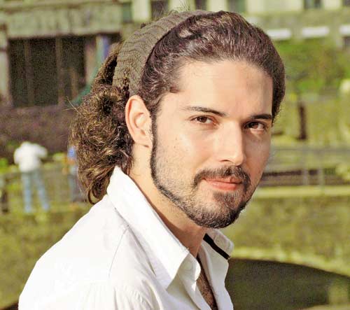 'Bhaag Milkha Bhaag' actor Henry Tangri to be seen as an army captain in 'Junooniyat'