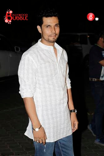 Aishwarya Rai Bachchan, Randeep Hooda and team 'Sarbjit' at Sarabjit Singh's prayer meet