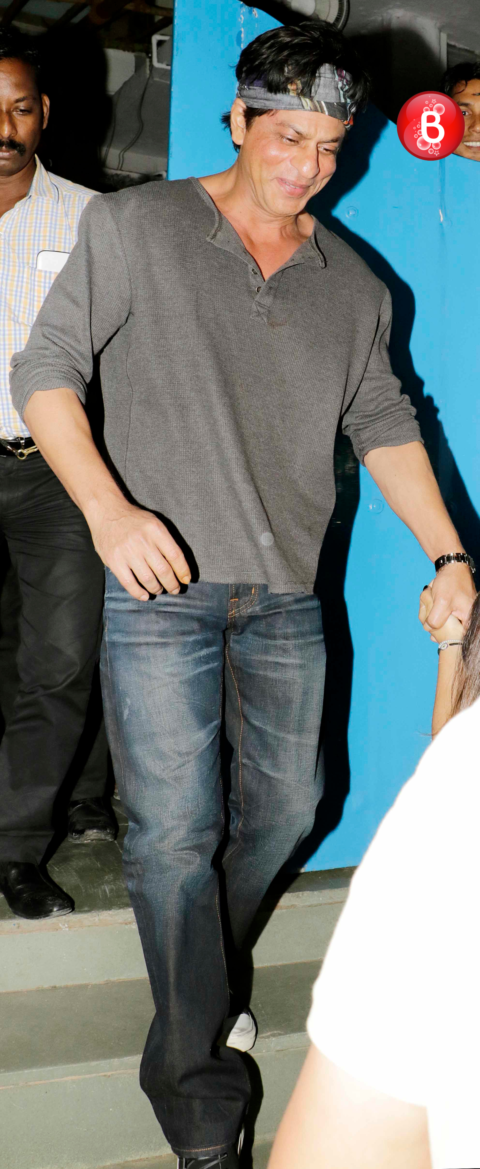 Shah Rukh Khan, Suhana's dinner date at Olive