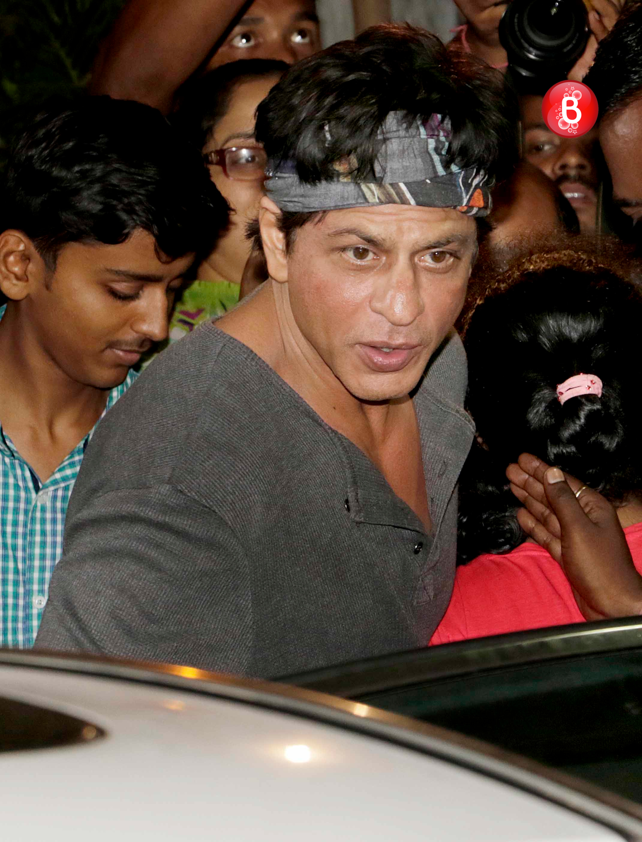 Shah Rukh Khan, Suhana's dinner date at Olive