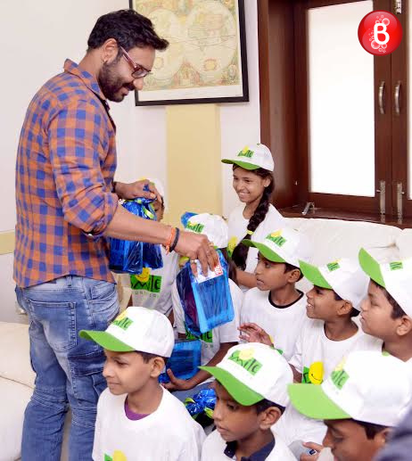 Ajay Devgn celebrates Father's Day with Smile Foundation kids