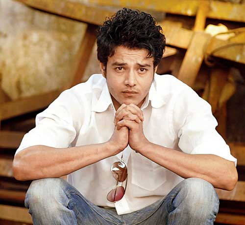 Aniruddh Dave dives from 120 feet. Here's the reason