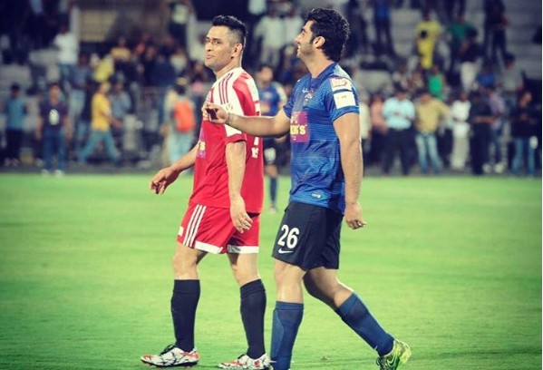 Arjun Kapoor, MS Dhoni