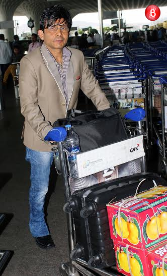 Bollywood celebs caught by the shutterbugs