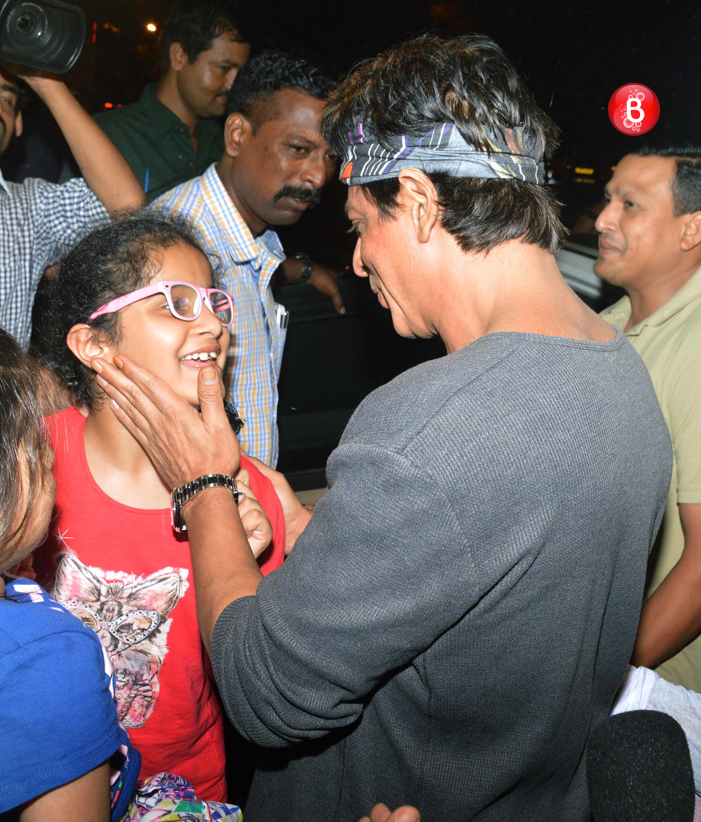 Shah Rukh Khan, Suhana's dinner date at Olive