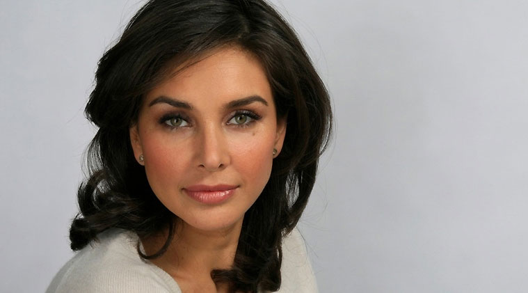 Lisa Ray denies on her lip surgery