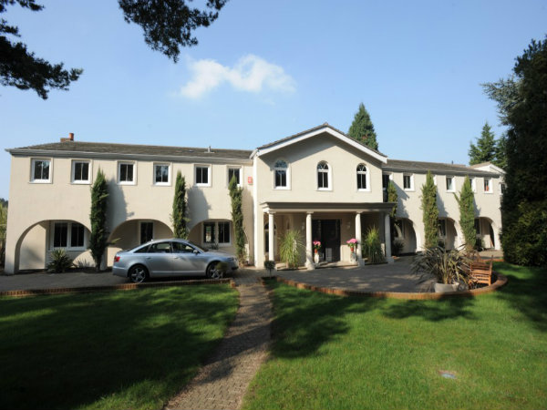 Shilpa Shetty And Raj Kundra's opulent bungalow Raj Mahal In London