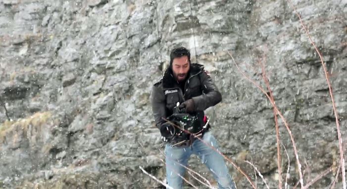 This behind-the-scene video of Ajay Devgn’s ‘Shivaay’ has some breathtaking visuals