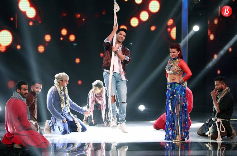 Varun Dhawan promotes ‘Dishoom’