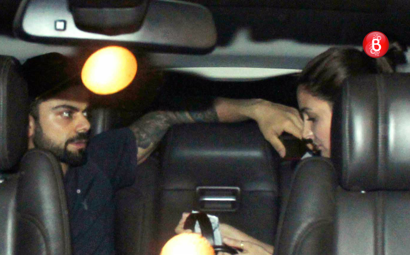 Virat Kohli, Anushka Sharma snapped together at Mumbai airport