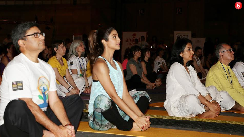 Shilpa Shetty doing yoga