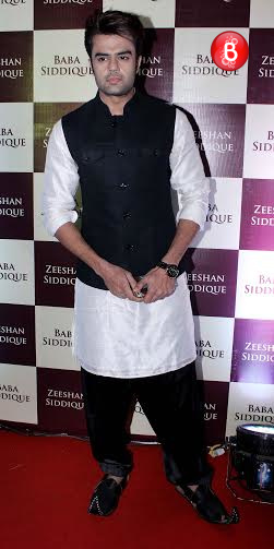 B-Town celebs attend Baba Siddique’s Iftar party