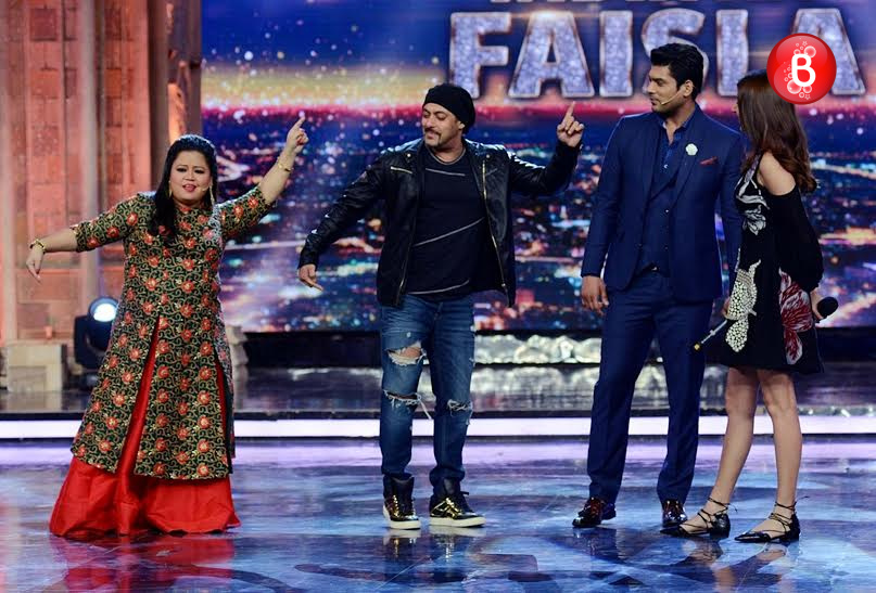 Salman Khan and Anushka Sharma at promotions of 'Sultan'