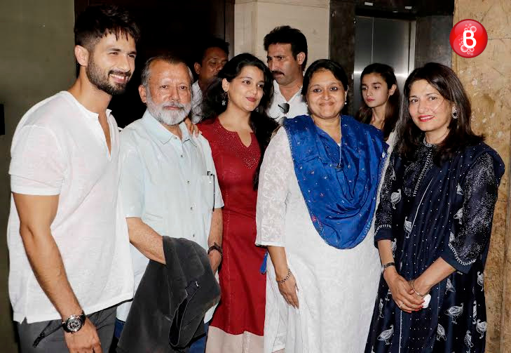 Shahid Kapoor with his family