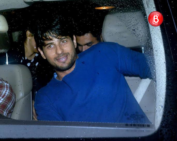 Sidharth Malhotra with his friends at Hakkasan Restaurant