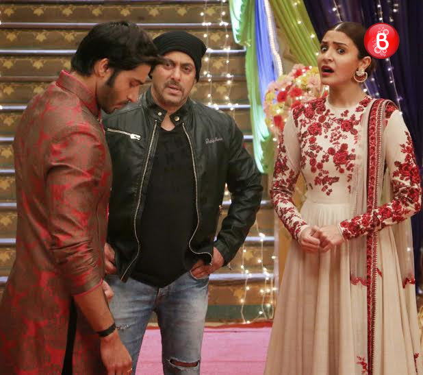 Salman Khan and Anushka Sharma at promotions of 'Sultan'