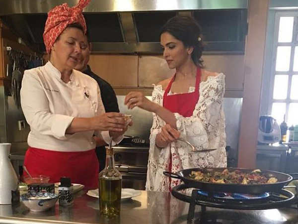 Deepika Padukone and her sister enroll for Italian cooking course