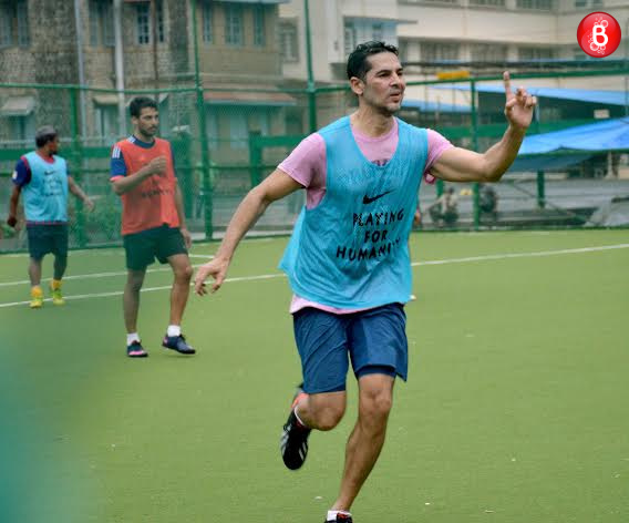 Ranbir Kapoor, Dino Morea and Bunty Walia playing football