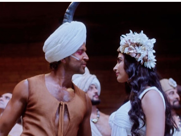 Hrithik Roshan, Pooja Hegde