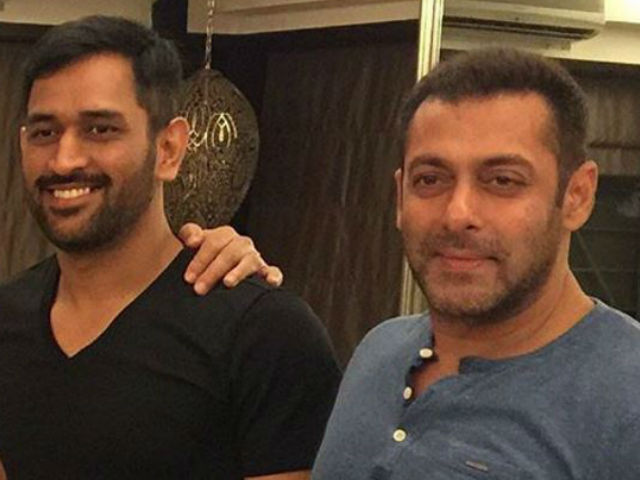 MS Dhoni with Salman Khan