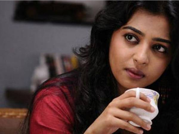 This is why Radhika Apte didn't attend the promotions of 'Kabali'