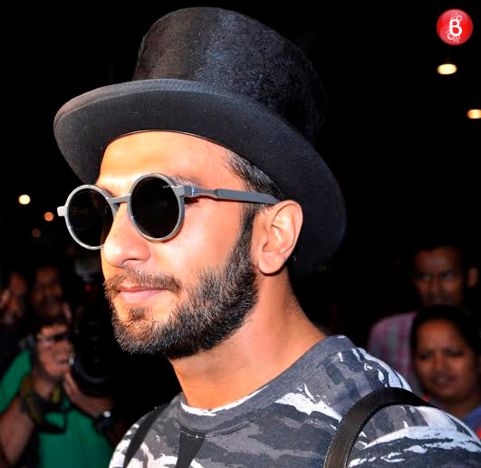Ranveer Singh at airport