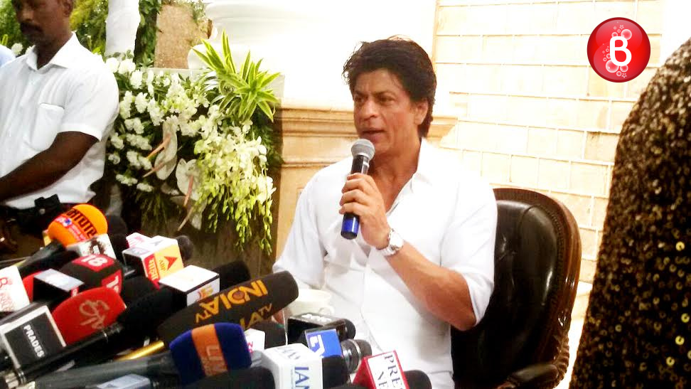 Shah Rukh Khan holds conference at Mannat