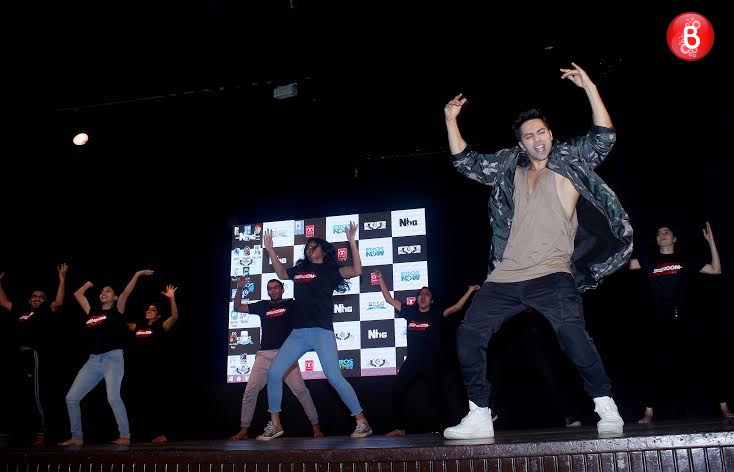Varun Dhawan and Raftaar promote 'Dishoom' at Mithibai College