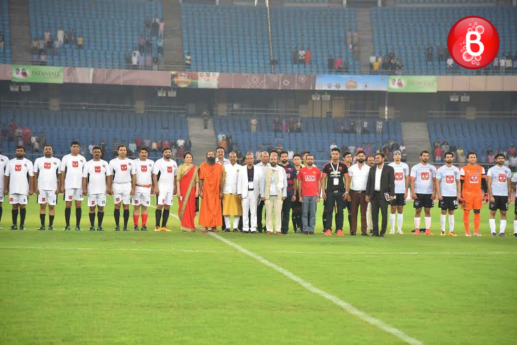 Ranbir Kapoor spotted playing football in Delhi