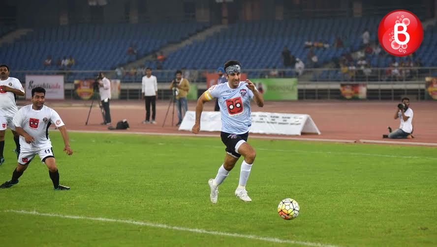 Ranbir Kapoor spotted playing football in Delhi