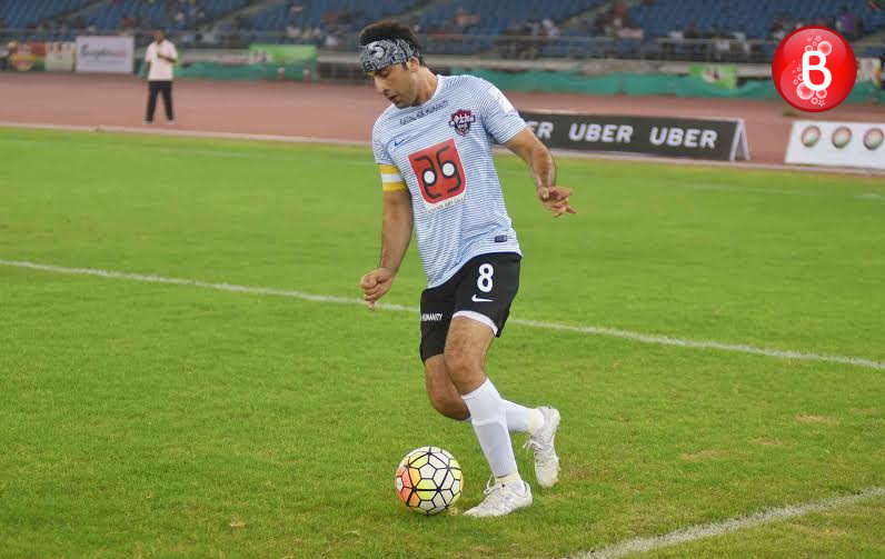 Ranbir Kapoor spotted playing football in Delhi