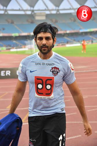Kartik Aaryan spotted playing football in Delhi