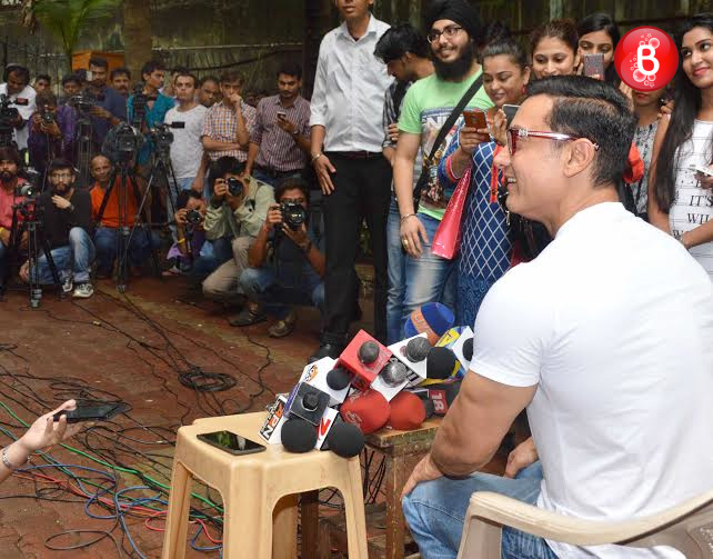 Aamir Khan's pictures as he celebrates Eid with media