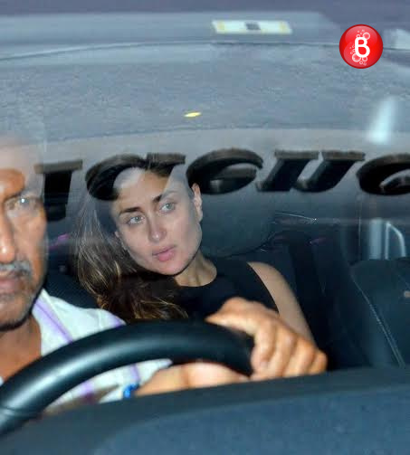 Kareena Kapoor Khan snapped at Karan Johar's residence