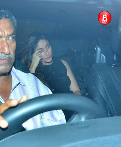 Kareena Kapoor Khan snapped at Karan Johar's residence