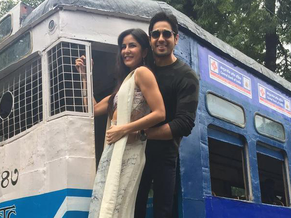 Watch: Katrina Kaif and Sidharth Malhotra grooving on 'Kaala Chasma' in a tram