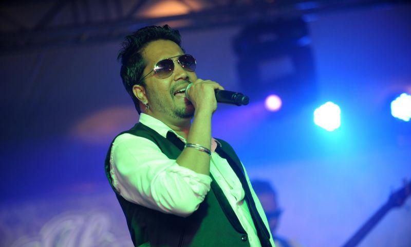 Mika Singh's tongue in cheek humour raised eyebrows at 'Happy Bhag Jayegi' song launch