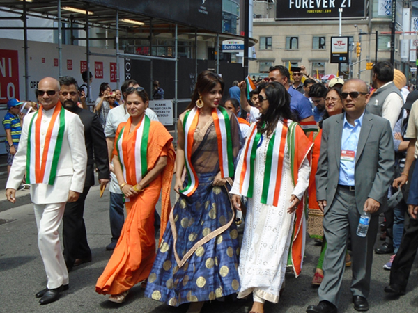 Neetu Chandra celebrates India's Independence Day in advance in Toronto